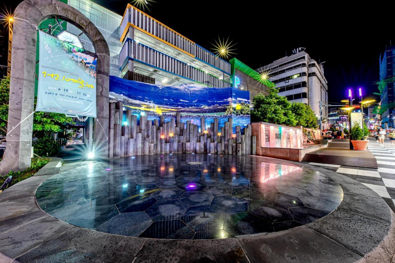 Trevi Hotel Чеджудо Экстерьер фото