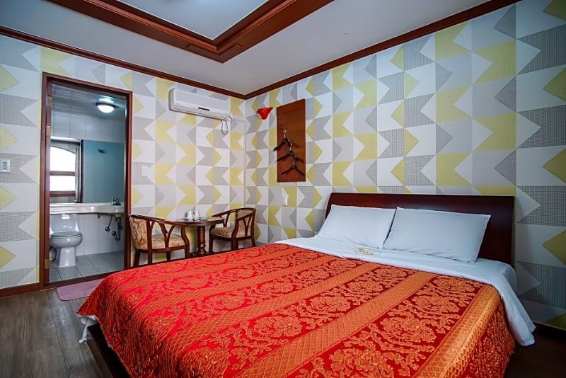 Trevi Hotel Чеджудо Экстерьер фото